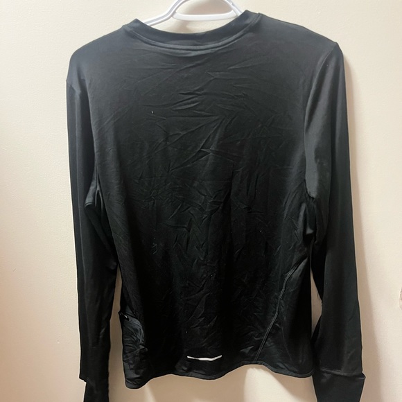 Nike long sleeve athletic top - Picture 2 of 2